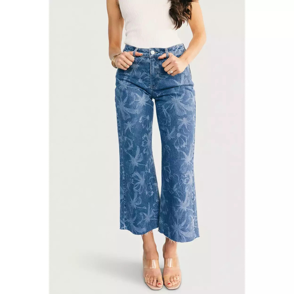 Baltic Born Cádiz Mid Rise Relaxed Jeans | Medium Floral Wash Size 3232